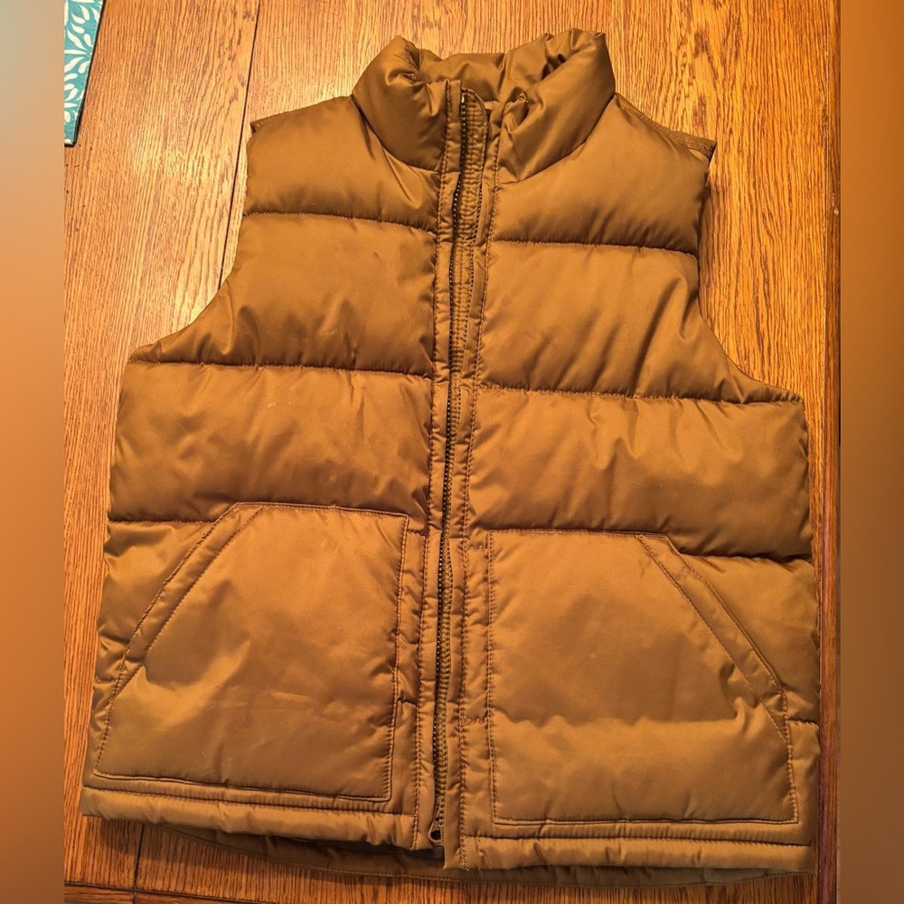 Old Navy Youth Puffer Vest M(8)